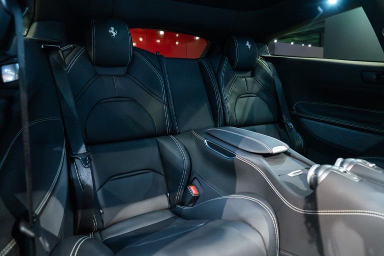 http://www.koenigseggchicago.com/galleria_images/103/103_p51_f.jpg
