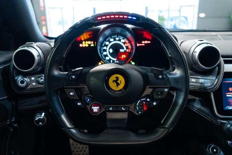 http://www.koenigseggchicago.com/galleria_images/103/103_p5_f.jpg