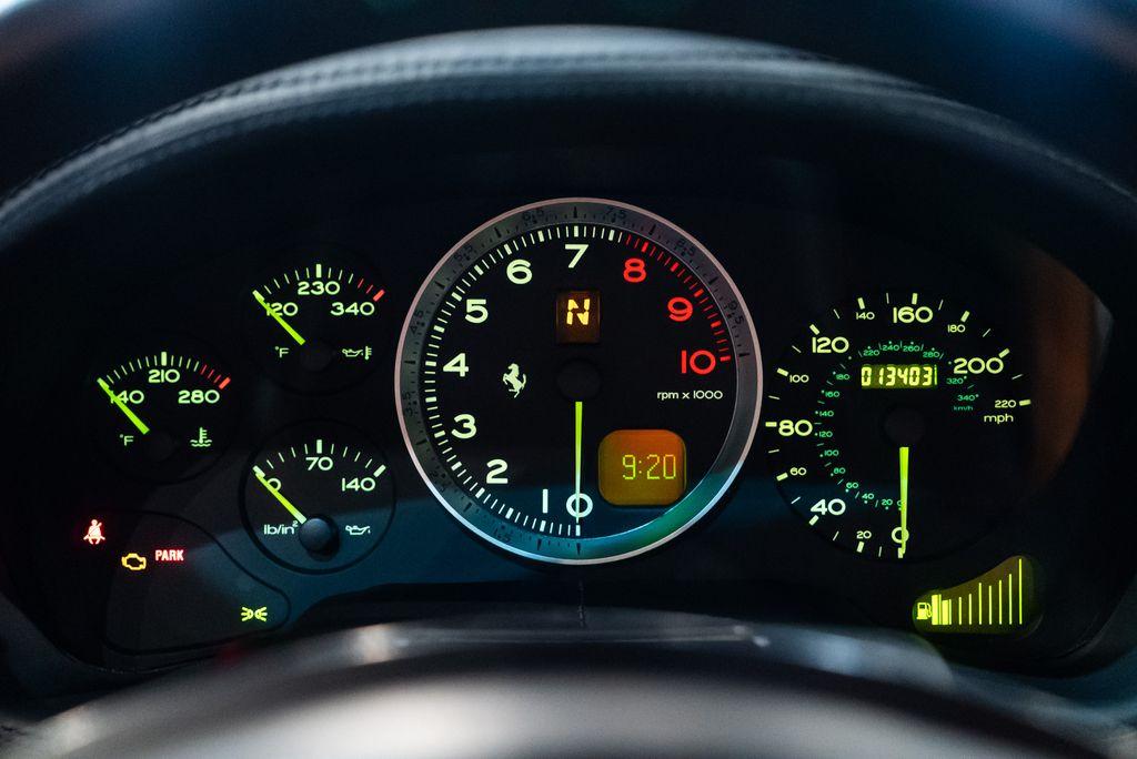 http://www.koenigseggchicago.com/galleria_images/105/105_p27_l.jpg