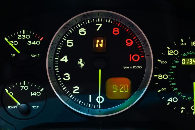 http://www.koenigseggchicago.com/galleria_images/105/105_p28_f.jpg