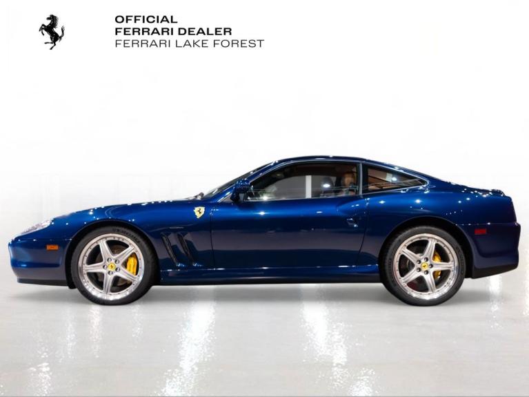 http://www.koenigseggchicago.com/galleria_images/105/105_p3_f.jpg