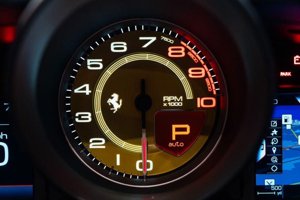 http://www.koenigseggchicago.com/galleria_images/107/107_p13_l.jpg