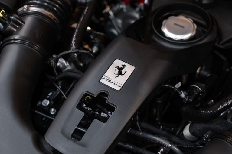 http://www.koenigseggchicago.com/galleria_images/107/107_p39_f.jpg