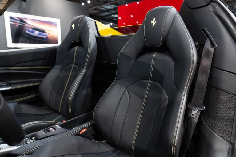 http://www.koenigseggchicago.com/galleria_images/107/107_p4_f.jpg