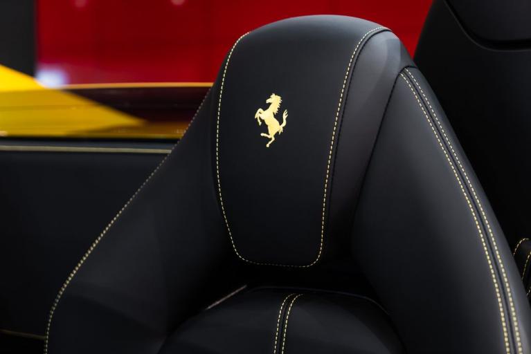 http://www.koenigseggchicago.com/galleria_images/107/107_p6_f.jpg