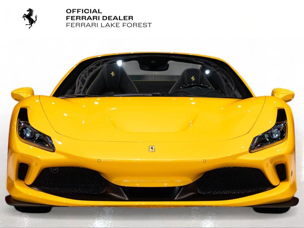 http://www.koenigseggchicago.com/galleria_images/107/107_p7_l.jpg