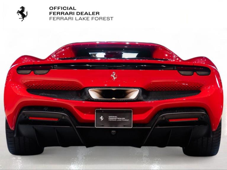 http://www.koenigseggchicago.com/galleria_images/108/108_p10_f.jpg