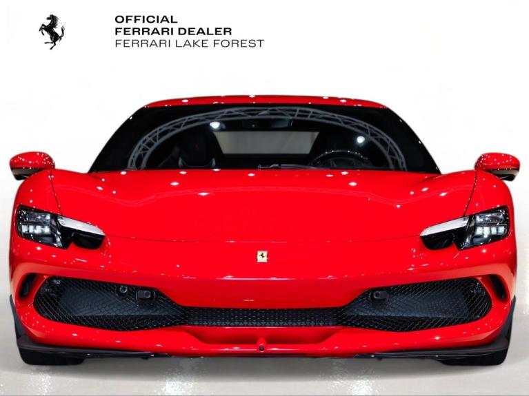 http://www.koenigseggchicago.com/galleria_images/108/108_p7_f.jpg
