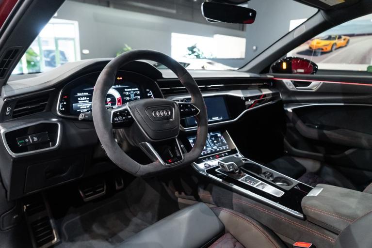 http://www.koenigseggchicago.com/galleria_images/109/109_p20_f.jpg
