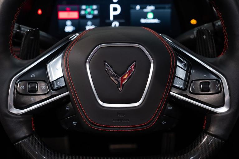 http://www.koenigseggchicago.com/galleria_images/110/110_p26_f.jpg