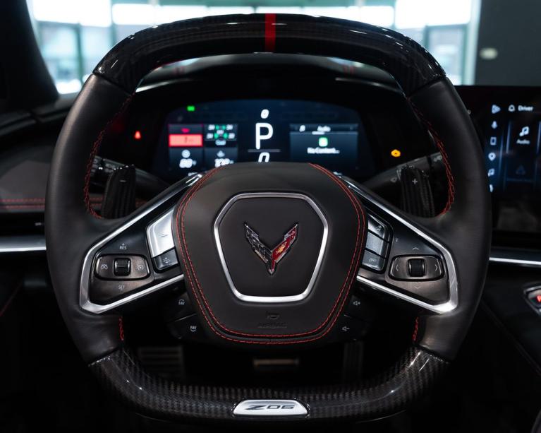 http://www.koenigseggchicago.com/galleria_images/110/110_p2_f.jpg