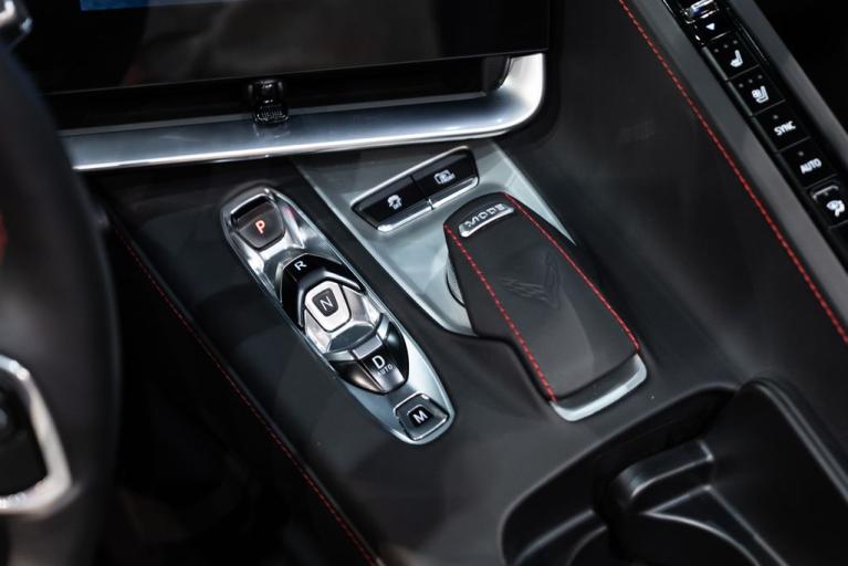 http://www.koenigseggchicago.com/galleria_images/110/110_p34_f.jpg