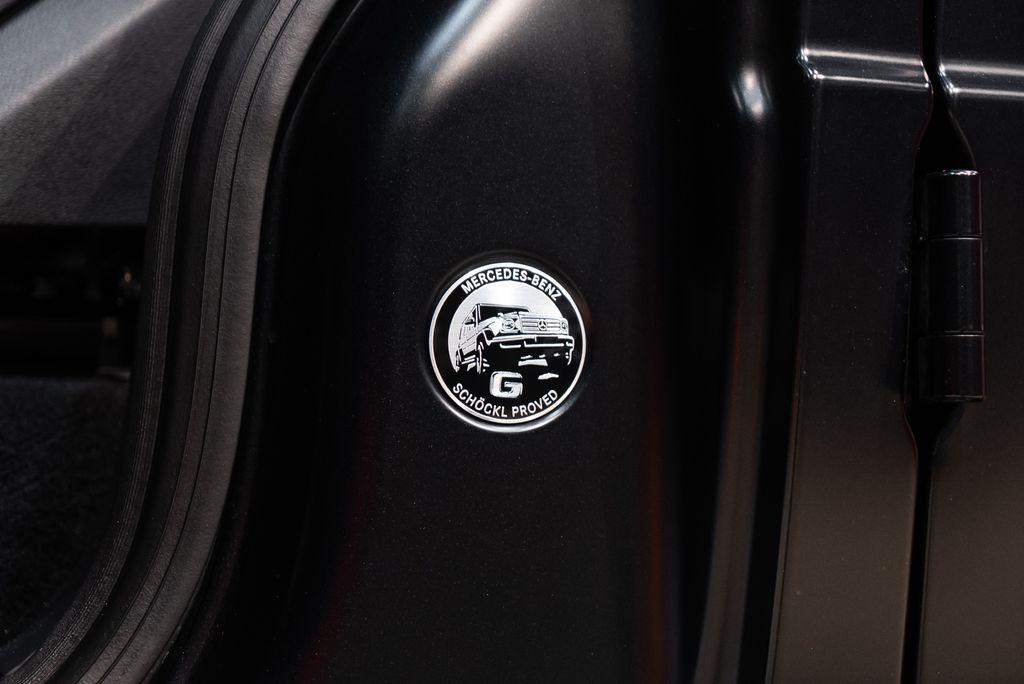 http://www.koenigseggchicago.com/galleria_images/111/111_p28_l.jpg