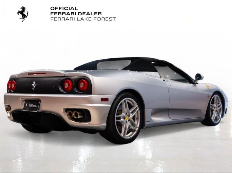 http://www.koenigseggchicago.com/galleria_images/113/113_p10_f.jpg