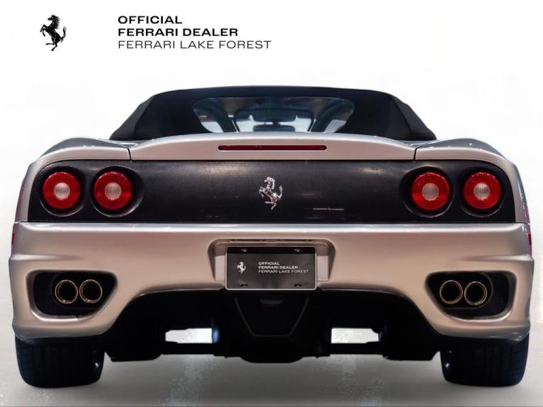 http://www.koenigseggchicago.com/galleria_images/113/113_p11_f.jpg