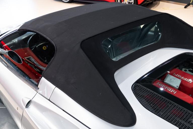 http://www.koenigseggchicago.com/galleria_images/113/113_p20_f.jpg