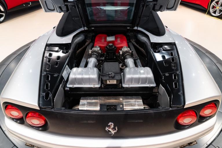 http://www.koenigseggchicago.com/galleria_images/113/113_p22_f.jpg
