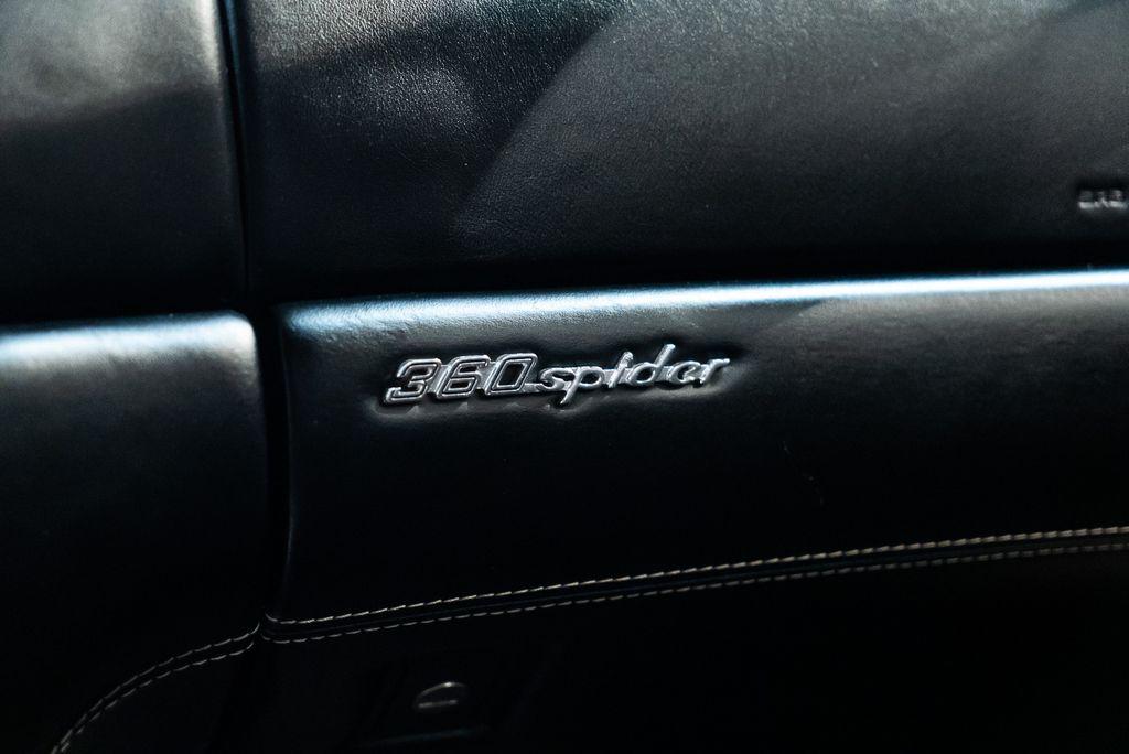 http://www.koenigseggchicago.com/galleria_images/113/113_p49_l.jpg