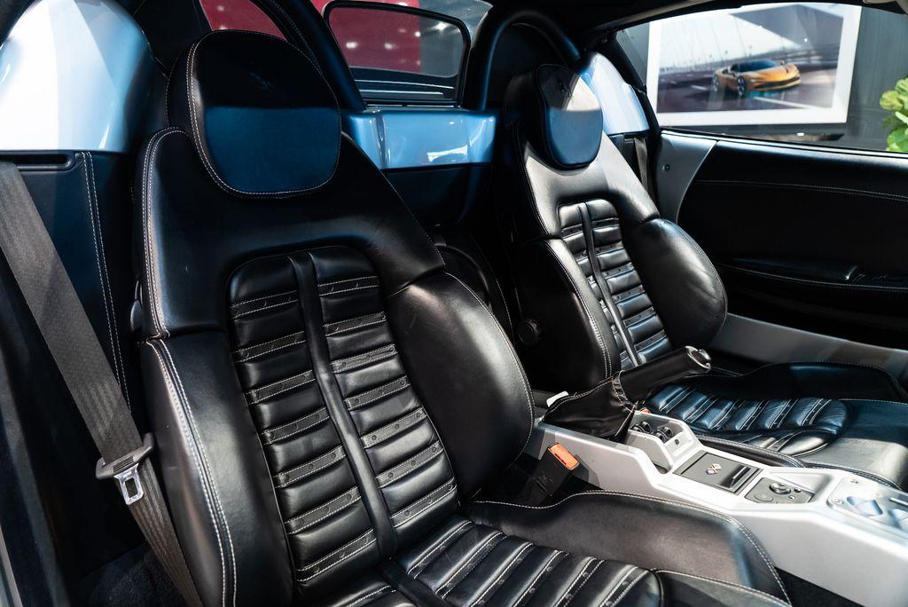 http://www.koenigseggchicago.com/galleria_images/113/113_p52_l.jpg