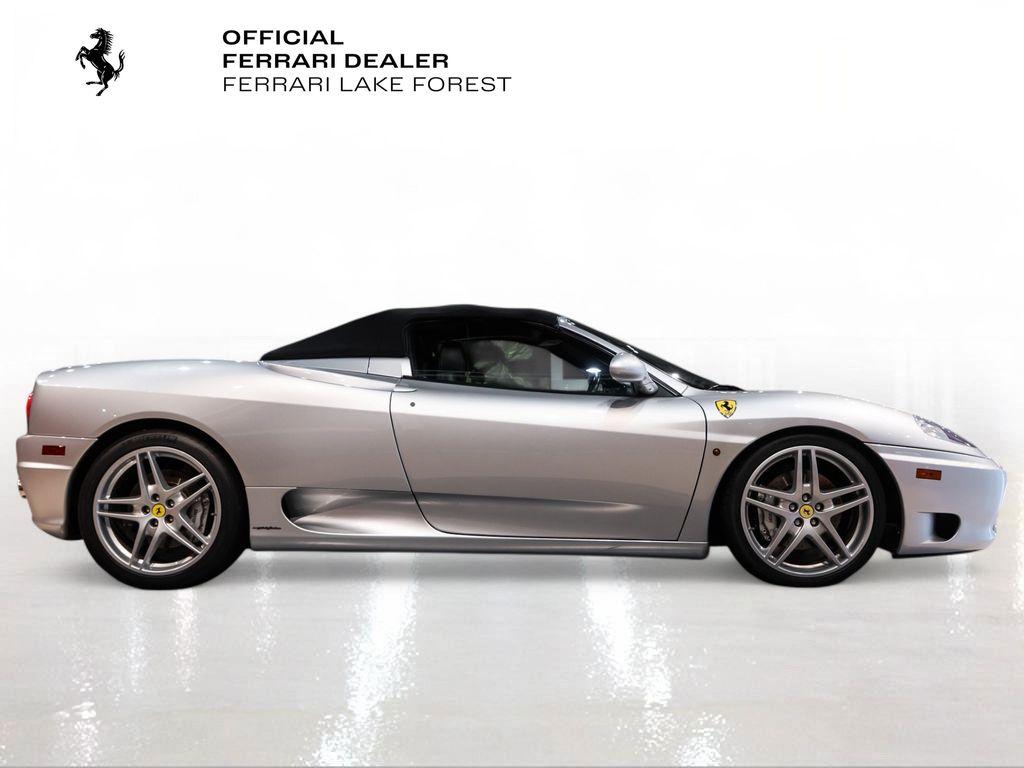 http://www.koenigseggchicago.com/galleria_images/113/113_p9_l.jpg