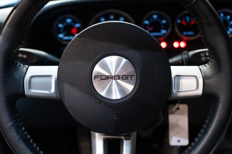 http://www.koenigseggchicago.com/galleria_images/115/115_p34_f.jpg