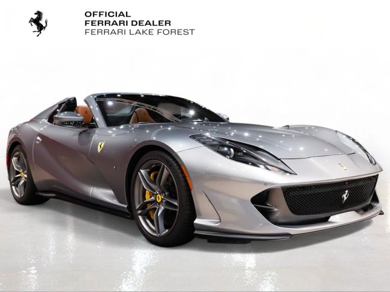 http://www.koenigseggchicago.com/galleria_images/116/116_p8_f.jpg