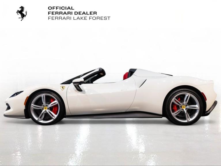 http://www.koenigseggchicago.com/galleria_images/118/118_p3_f.jpg