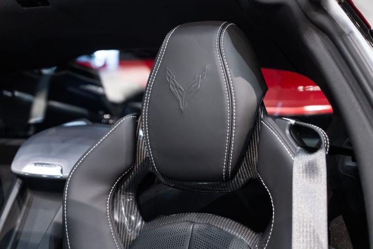 http://www.koenigseggchicago.com/galleria_images/119/119_p6_f.jpg