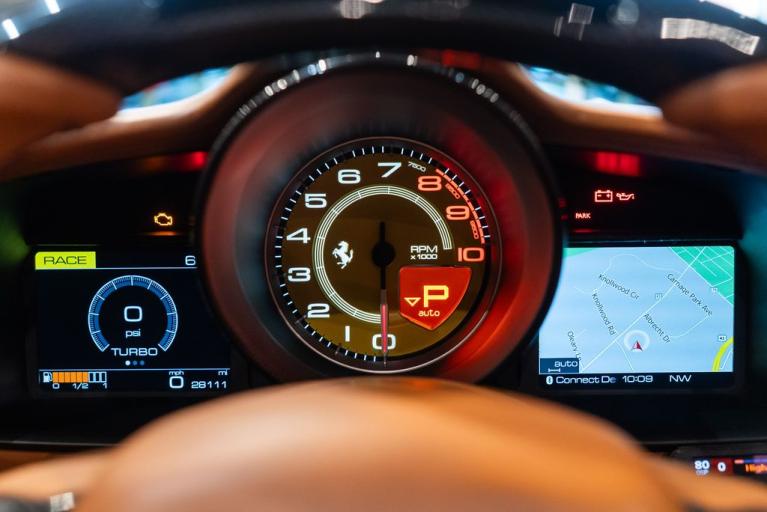 http://www.koenigseggchicago.com/galleria_images/125/125_p30_f.jpg