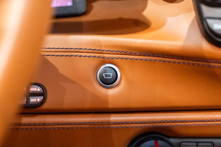 http://www.koenigseggchicago.com/galleria_images/125/125_p37_f.jpg