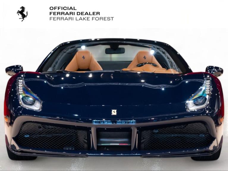 http://www.koenigseggchicago.com/galleria_images/125/125_p7_f.jpg