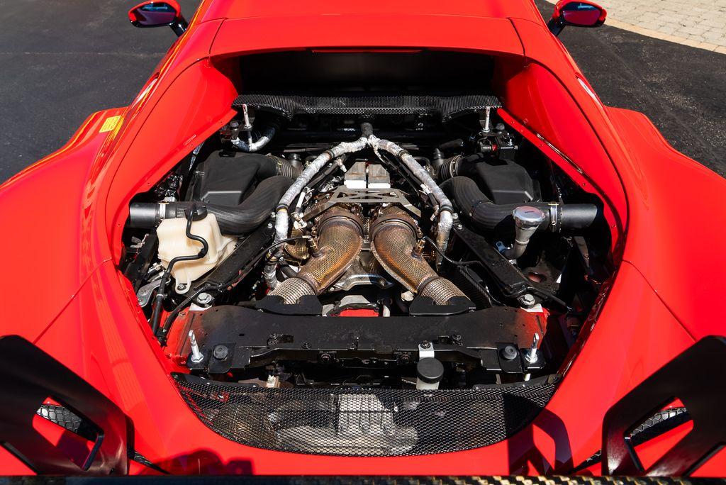 http://www.koenigseggchicago.com/galleria_images/127/127_p49_l.jpg