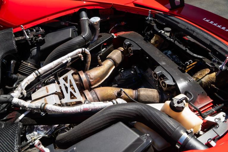 http://www.koenigseggchicago.com/galleria_images/127/127_p54_f.jpg