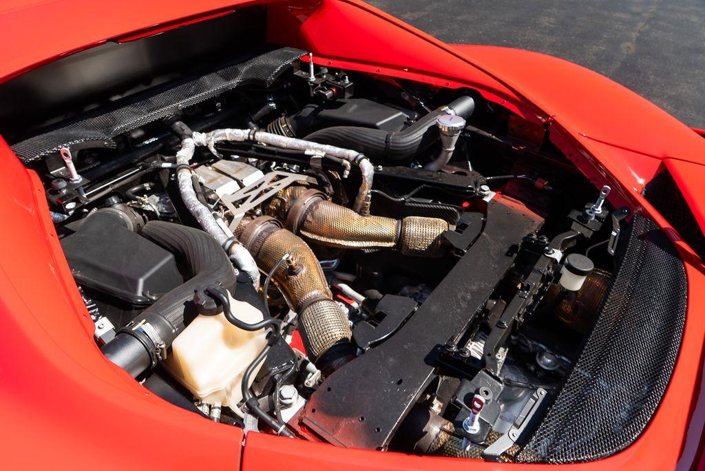 http://www.koenigseggchicago.com/galleria_images/127/127_p55_l.jpg