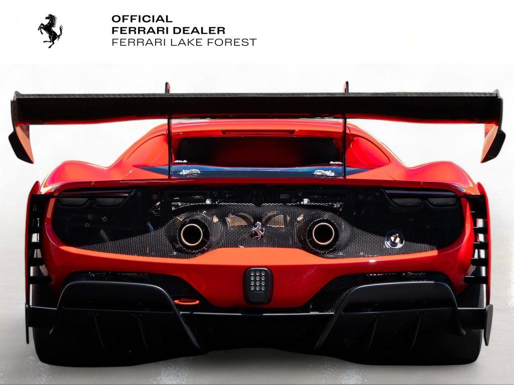 http://www.koenigseggchicago.com/galleria_images/127/127_p8_l.jpg