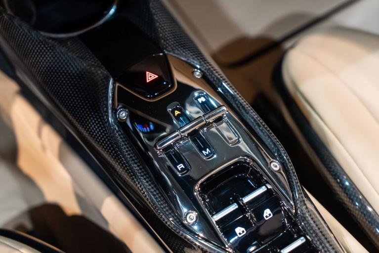 http://www.koenigseggchicago.com/galleria_images/128/128_p38_f.jpg