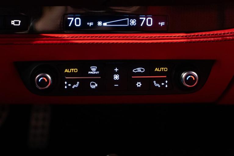 http://www.koenigseggchicago.com/galleria_images/13/13_p44_f.jpg