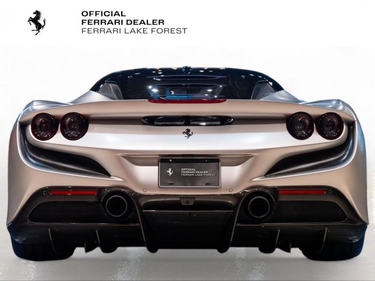 http://www.koenigseggchicago.com/galleria_images/13/13_p7_f.jpg