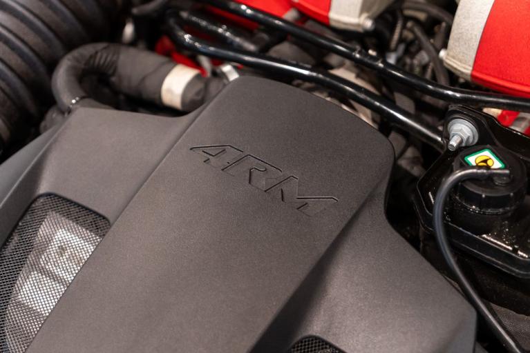 http://www.koenigseggchicago.com/galleria_images/131/131_p21_f.jpg