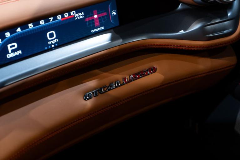 http://www.koenigseggchicago.com/galleria_images/131/131_p47_f.jpg