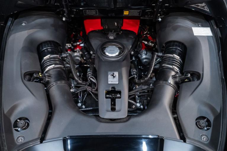 http://www.koenigseggchicago.com/galleria_images/134/134_p23_f.jpg