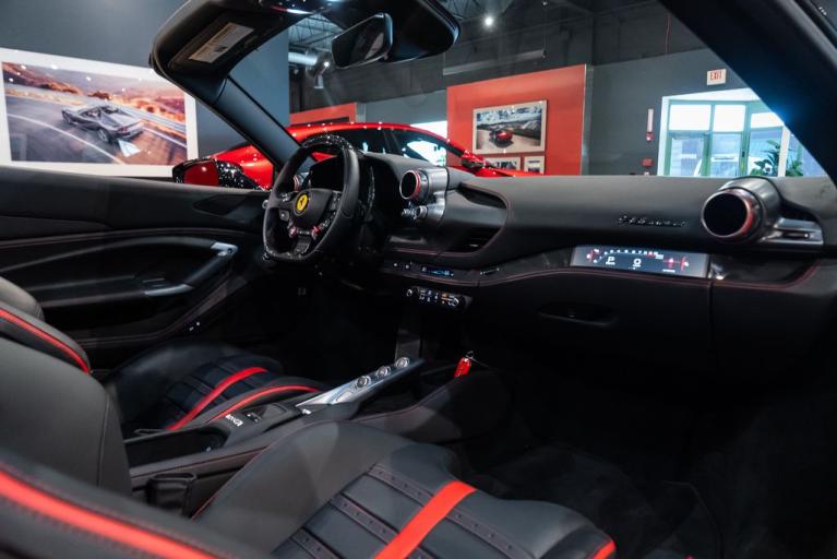 http://www.koenigseggchicago.com/galleria_images/134/134_p46_f.jpg