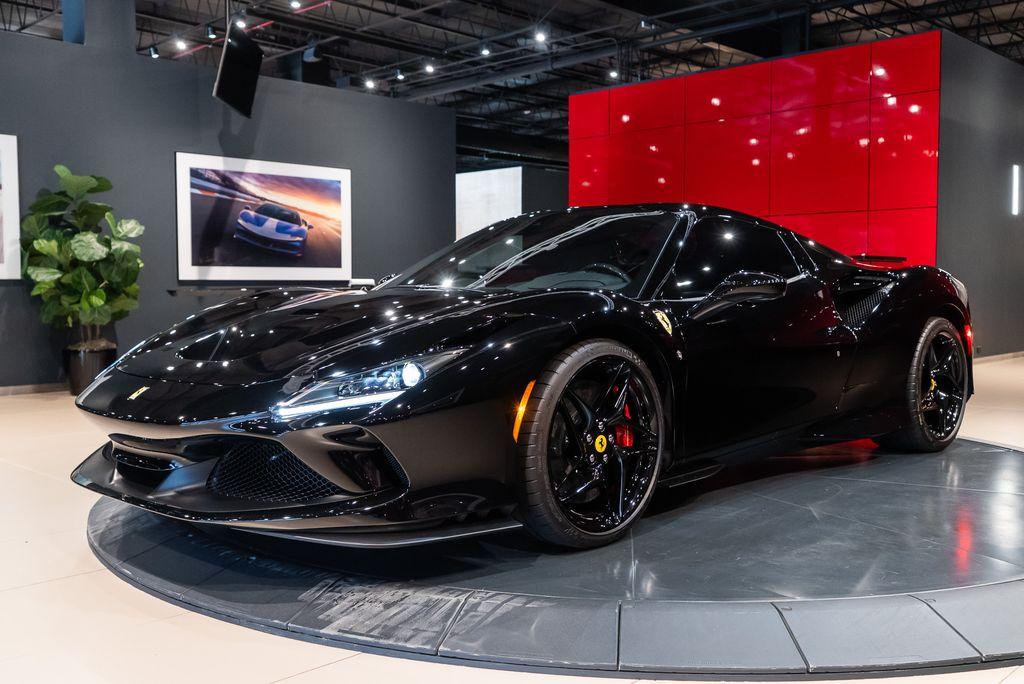 http://www.koenigseggchicago.com/galleria_images/134/134_p51_l.jpg