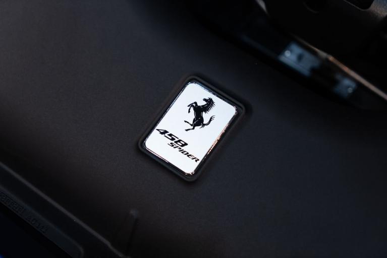 http://www.koenigseggchicago.com/galleria_images/135/135_p20_f.jpg