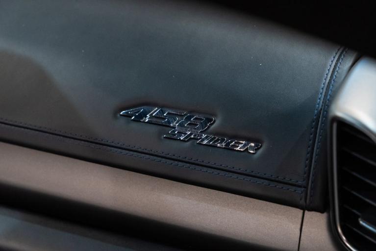 http://www.koenigseggchicago.com/galleria_images/135/135_p45_f.jpg