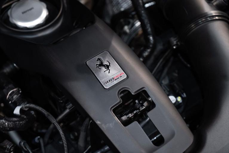 http://www.koenigseggchicago.com/galleria_images/137/137_p14_f.jpg