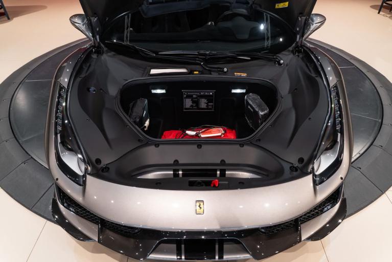 http://www.koenigseggchicago.com/galleria_images/137/137_p15_f.jpg