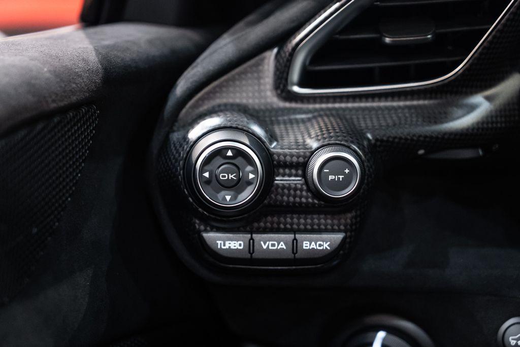 http://www.koenigseggchicago.com/galleria_images/137/137_p27_l.jpg