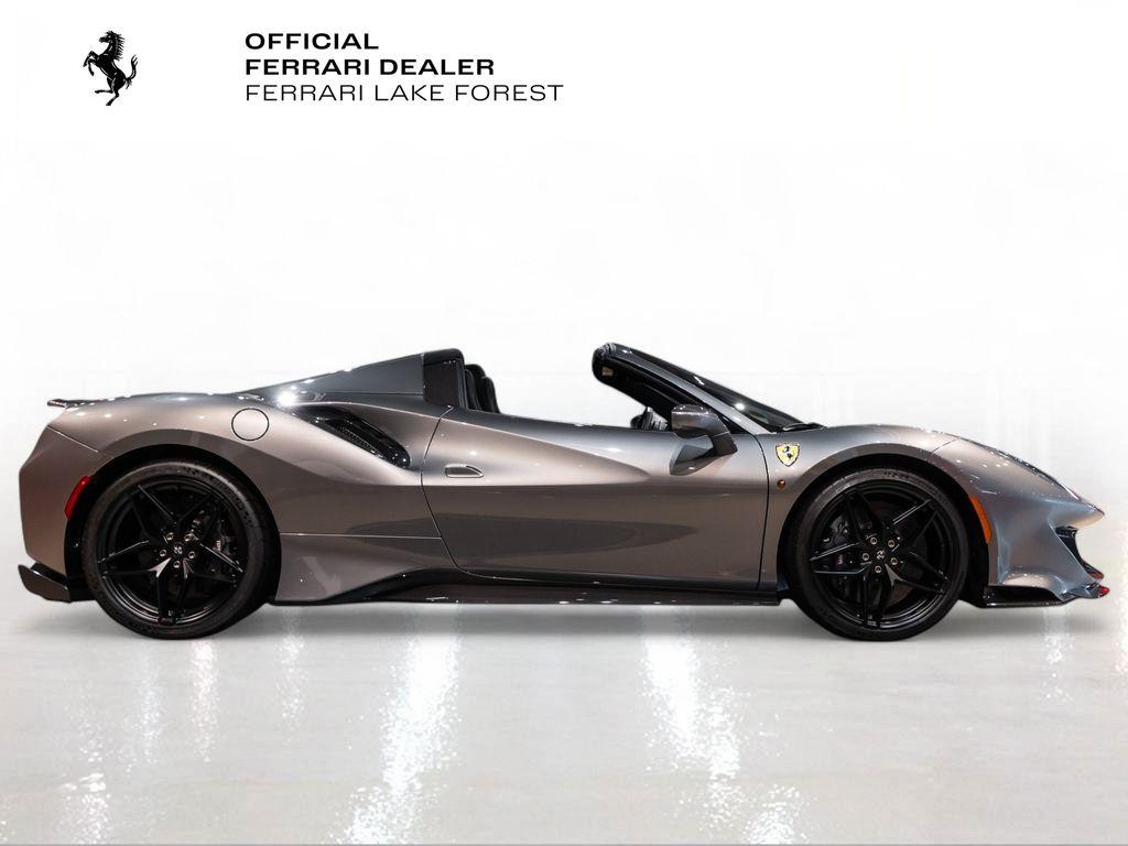 http://www.koenigseggchicago.com/galleria_images/137/137_p9_l.jpg