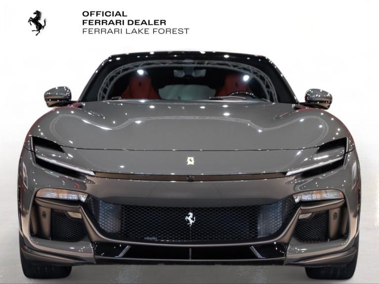 http://www.koenigseggchicago.com/galleria_images/139/139_p7_f.jpg
